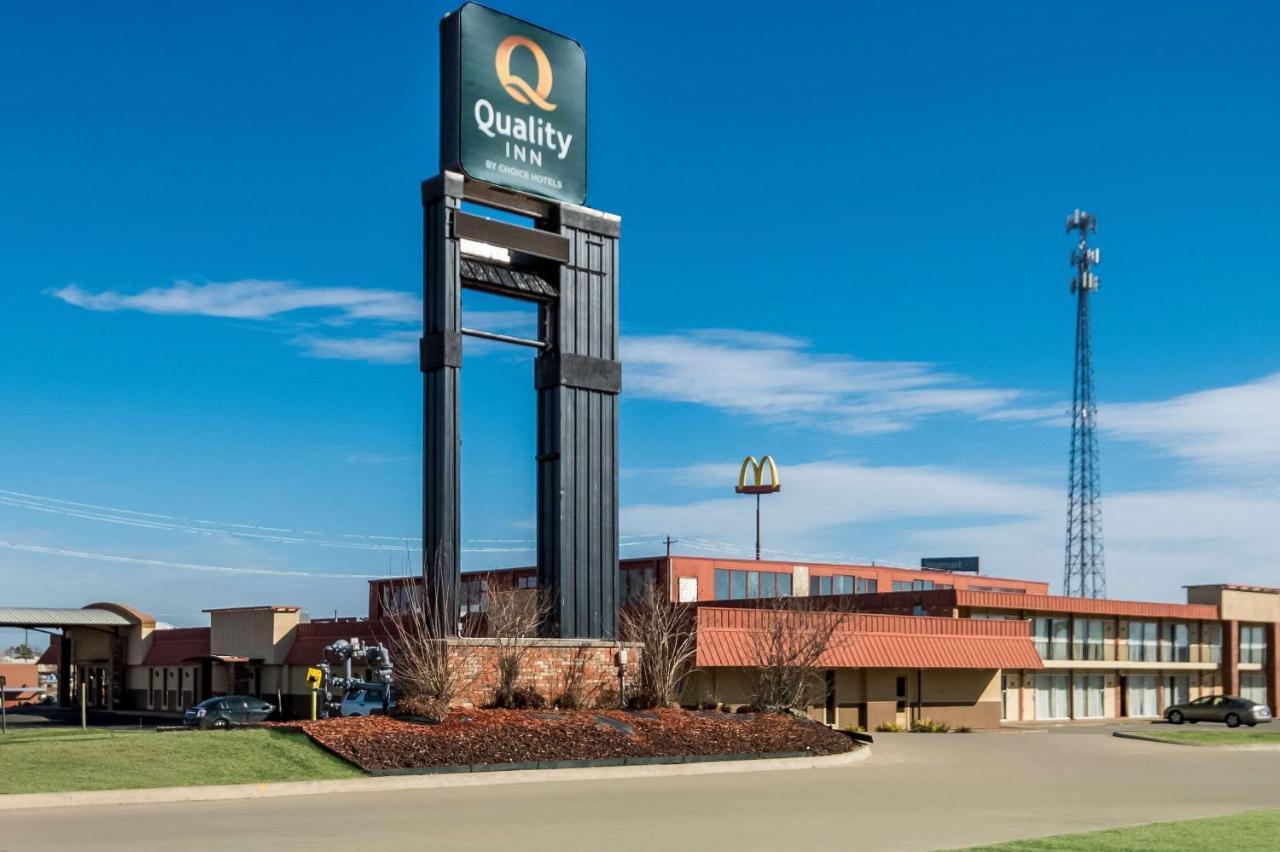 Quality Inn Чикаша Екстериор снимка